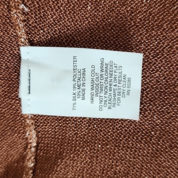 NWT Express shrug with tie at bottom - Picture 6 of 6